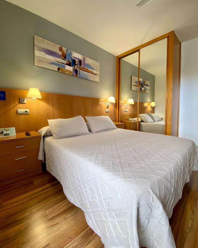 Double Room image 1