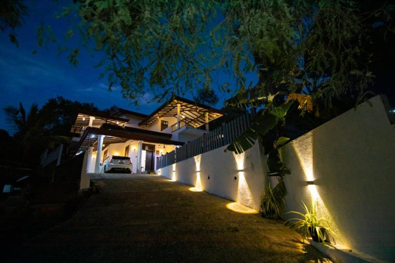 Cinnamon View - image 6