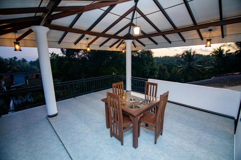 Cinnamon View - image 9