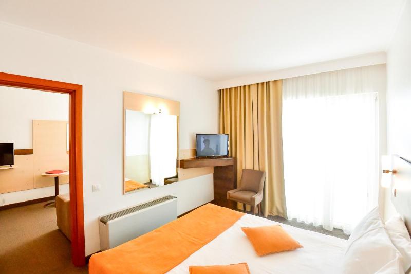 Suite JUNONA building image 3