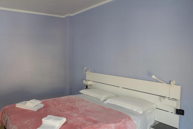 One-Bedroom Apartment with Sea View and Terrace image 3