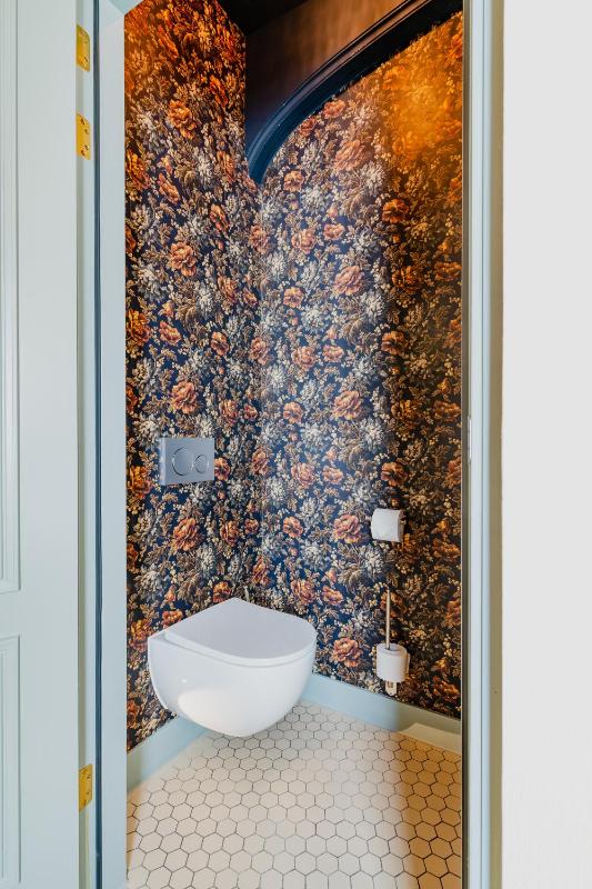 Superior Suite image 2