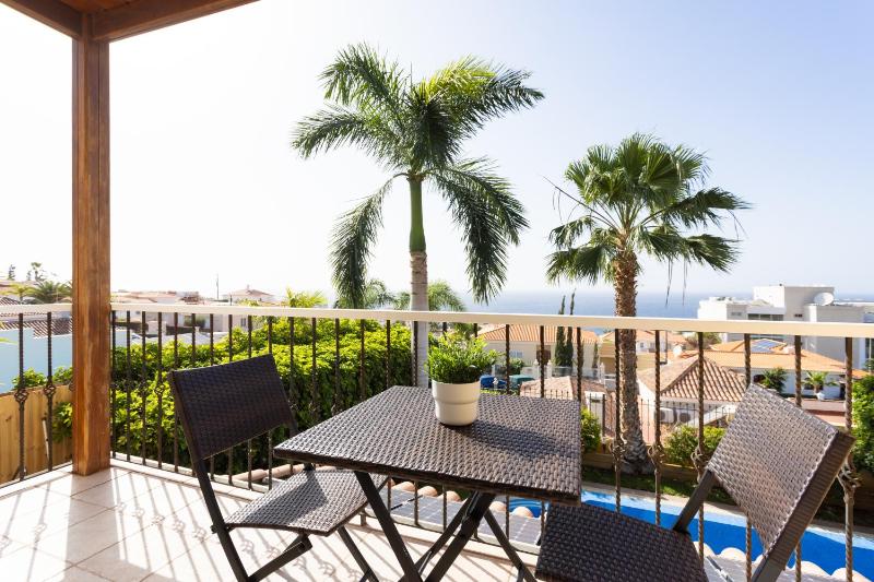 Villa Paraíso del Mar con piscina privada - image 24