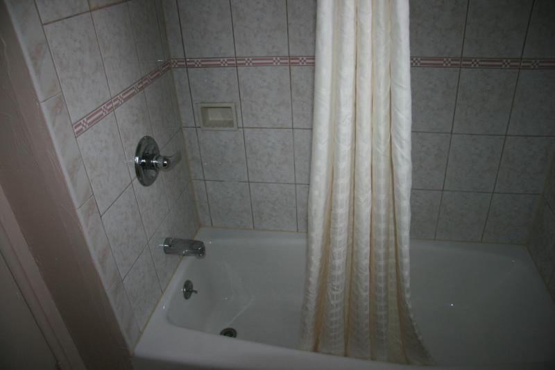 King Room image 4