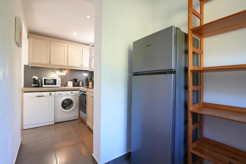Comfort Three-Bedroom Villa (6 Adults) image 1