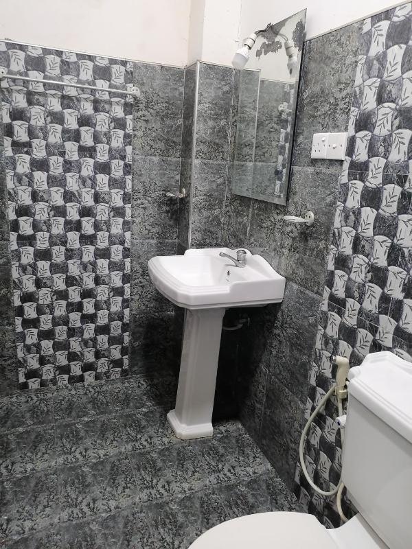 Green rooms - image 4