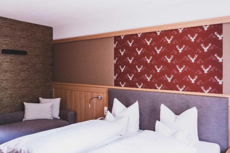 Superior Double Room image 1
