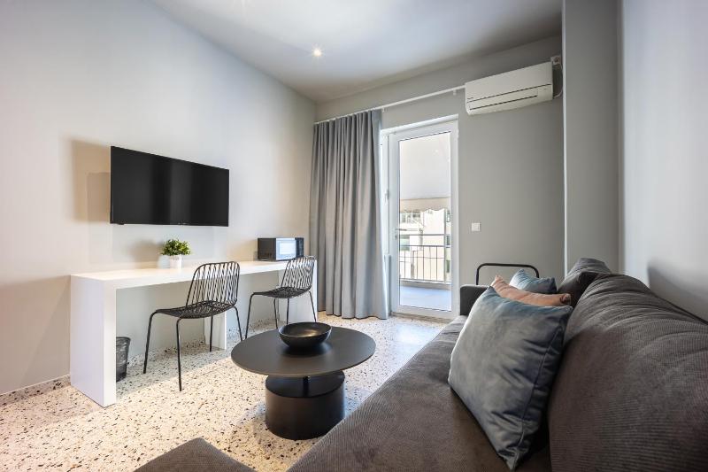 Arches Apartments - image 8
