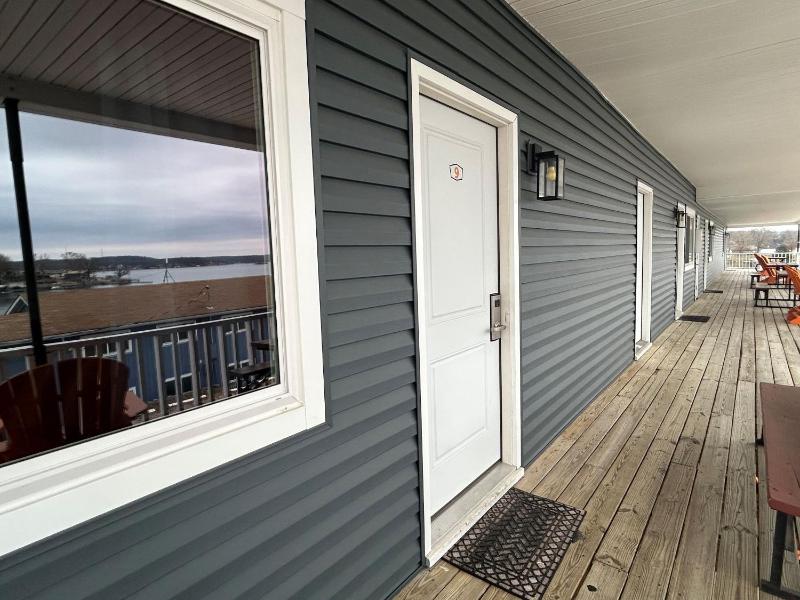 Three-Bedroom Apartment image 1
