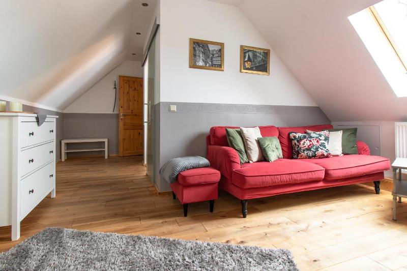 One-Bedroom Apartment image 3