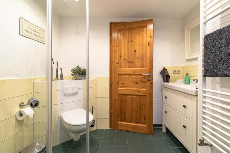 Comfort One-Bedroom Apartment image 2