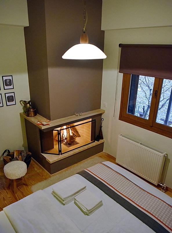 Double Room with Kitchen image 3
