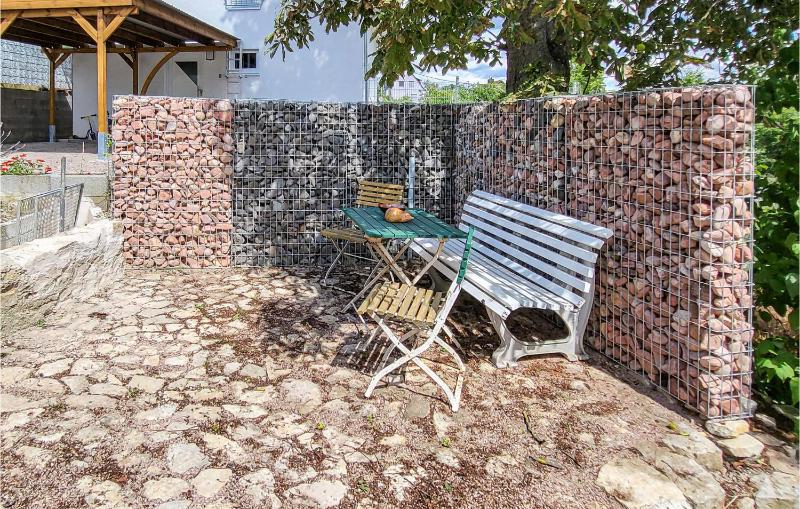 Lovely Home In Erfurt With Wifi - image 10