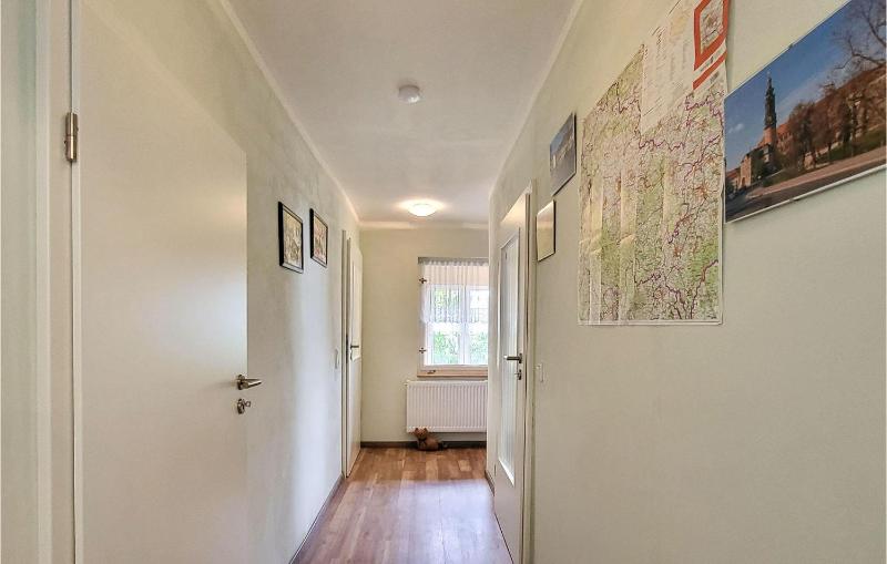 Lovely Home In Erfurt With Wifi - image 11