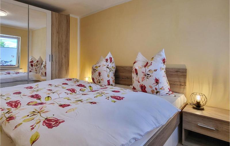 Lovely Home In Erfurt With Wifi - image 3