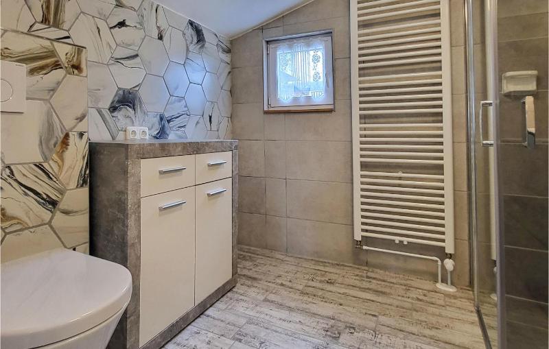 Lovely Home In Erfurt With Wifi - image 2