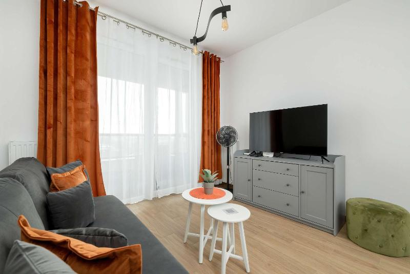 Nowoczesny Apartament z Parkingiem w Atrakcyjnej Lokalizacji Katowic by Noclegi Renters - image 9