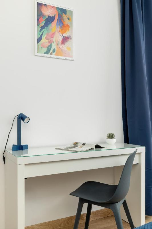 Nowoczesny Apartament z Parkingiem w Atrakcyjnej Lokalizacji Katowic by Noclegi Renters - image 25