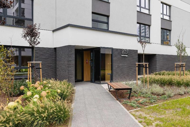Nowoczesny Apartament z Parkingiem w Atrakcyjnej Lokalizacji Katowic by Noclegi Renters - image 23