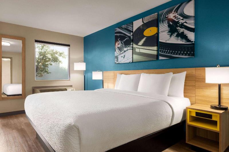 Days Inn by Wyndham Memphis at Graceland - image 23