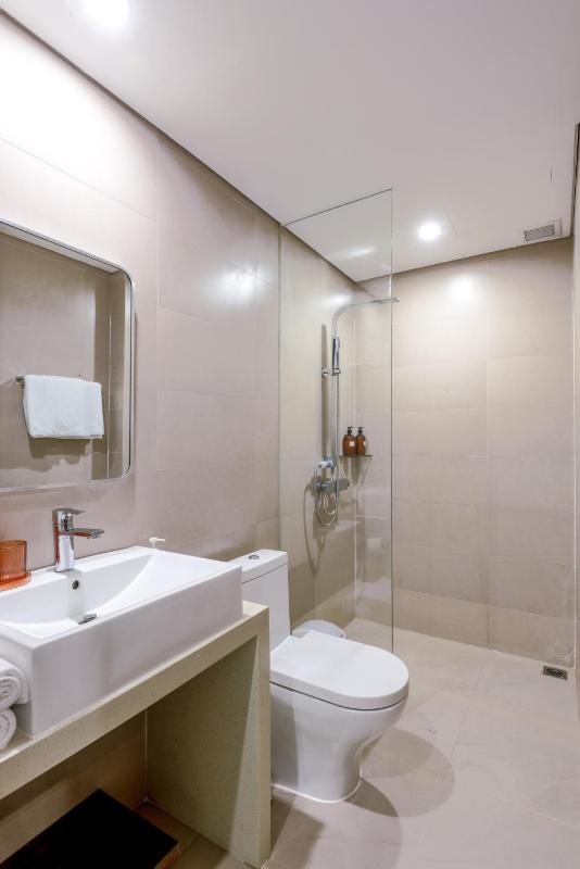 A La Carte Beach Hotel Apartment 305 - Free Airport Pickup From 3 Nights - image 9