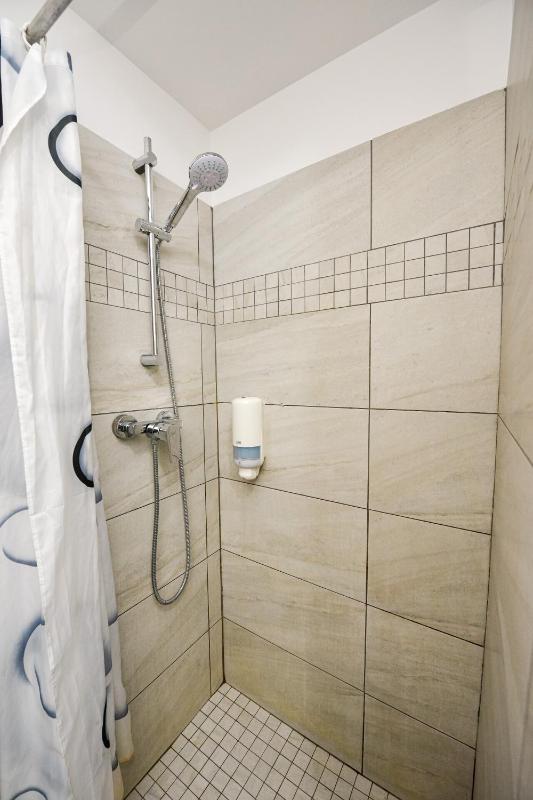 Bucharest City Center Apartment - image 9