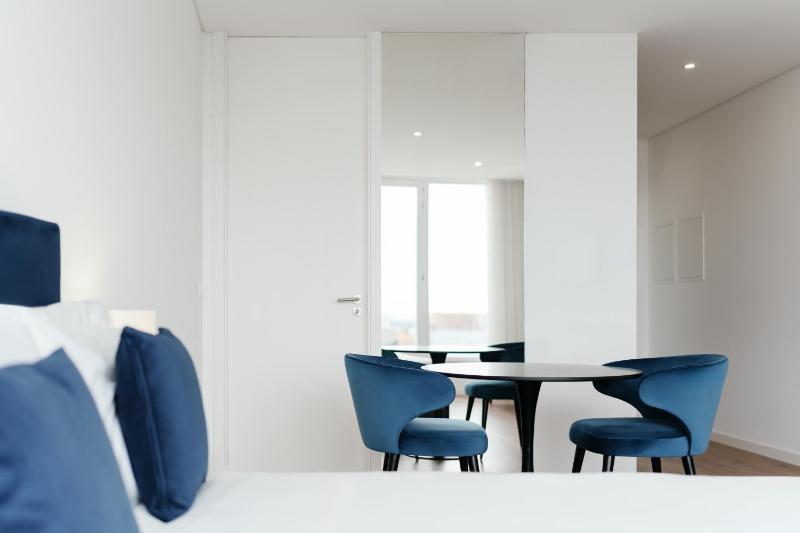 Feel Porto Lapa Collection Flats - image 30