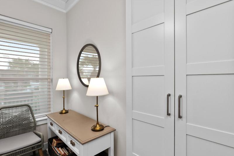 Seabreeze Cottage - Private home at The Shores home - image 25