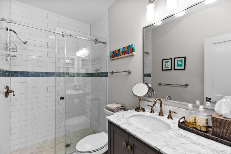 Seabreeze Cottage - Private home at The Shores home - image 20