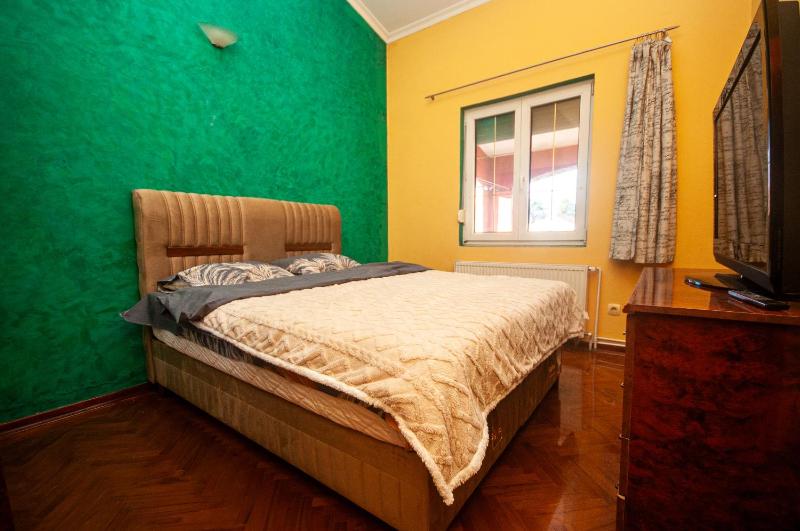 Milic Apartmant with parking - image 13
