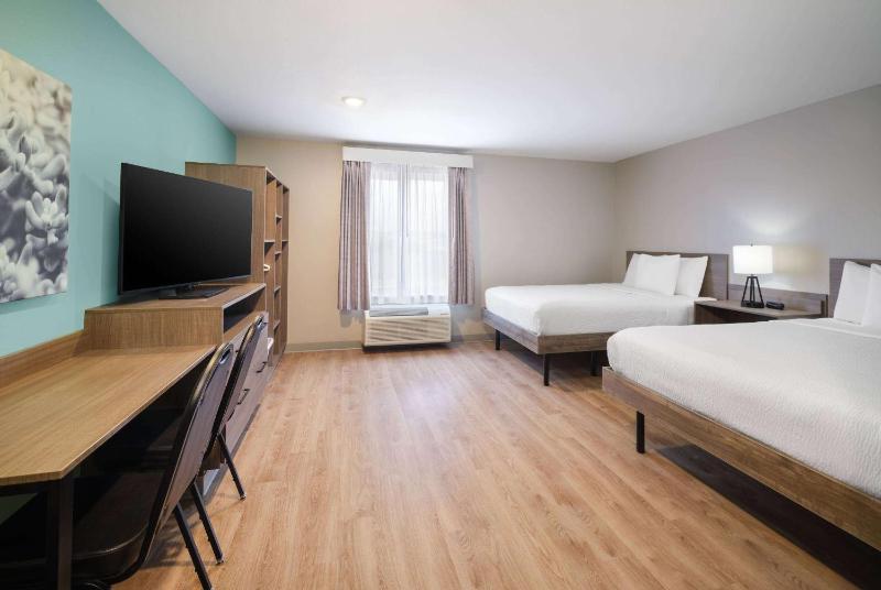Suite with Two Queen Beds - Non-Smoking image 2