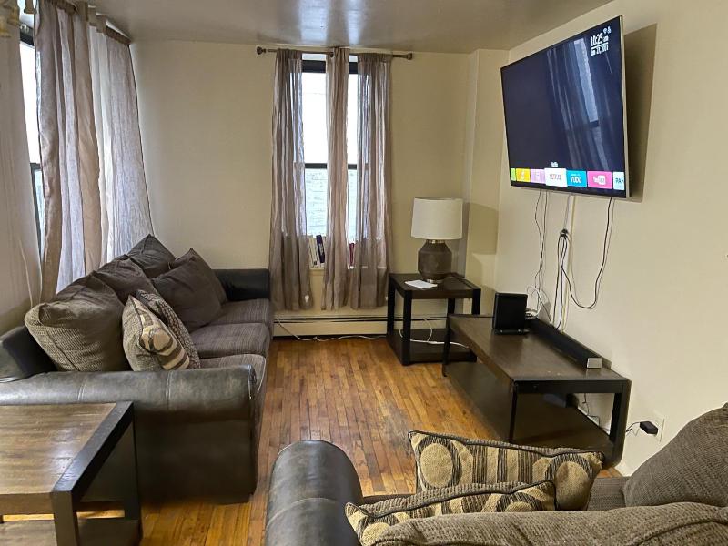 One Bedroom by Month Next to Bronx Zoo - image 8