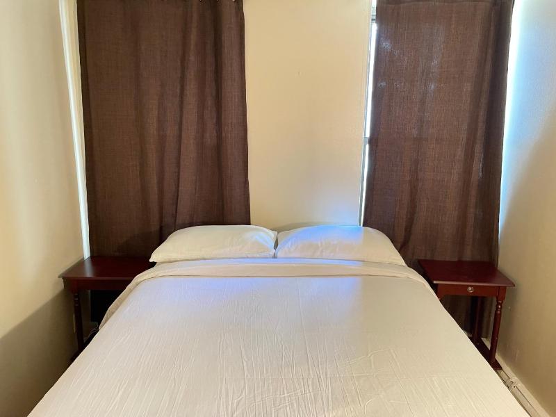 One Bedroom by Month Next to Bronx Zoo - image 12