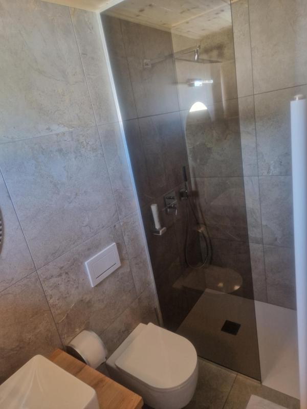 Double Room with Mountain View image 4