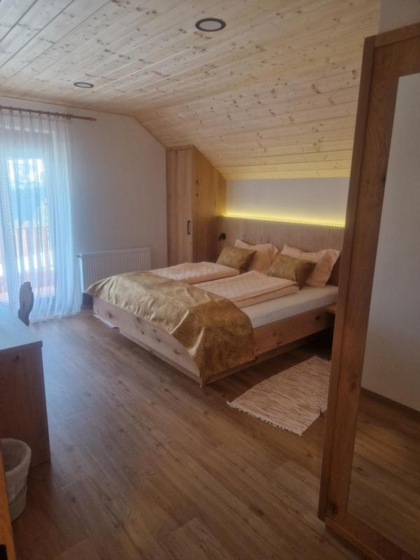 Double Room with Mountain View image 1