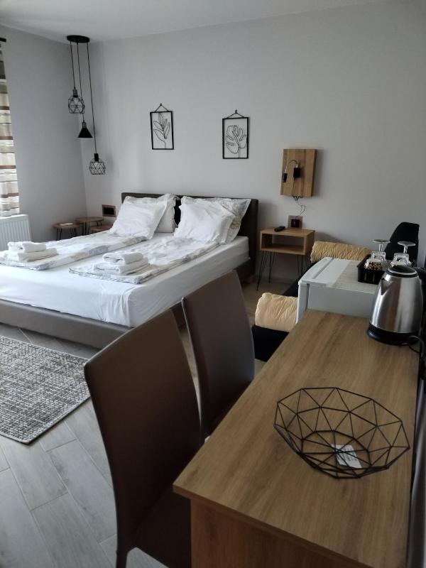 Deluxe Double Room with Balcony image 1