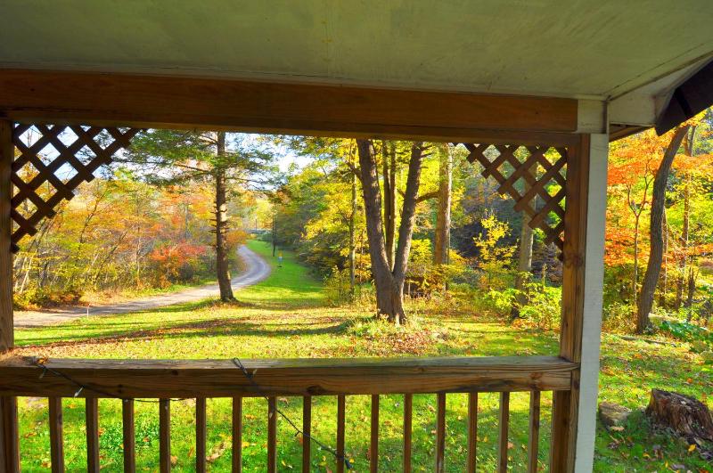 Two-Bedroom Cottage image 3