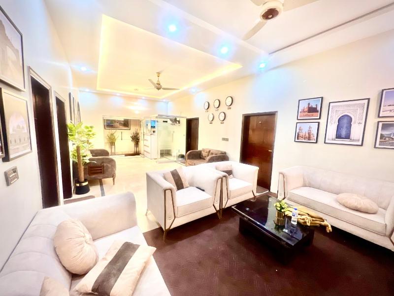Budget Friendly 2 rooms Suite Stadium Road - image 8