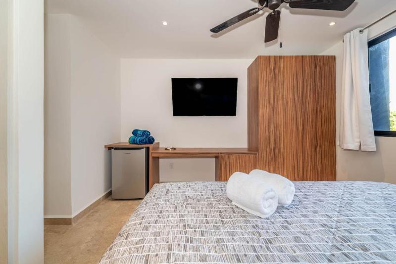 Lux 2 BD Suite with Private Plunge Pool Terrace - image 17