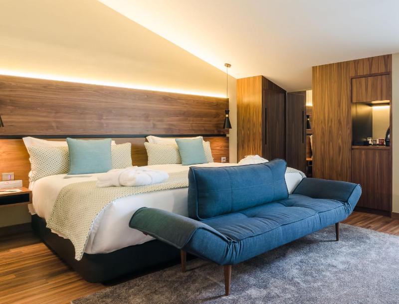 Double Room - Attic image 2