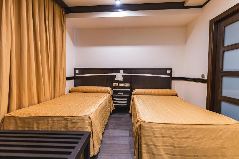 Double or Twin Room image 1