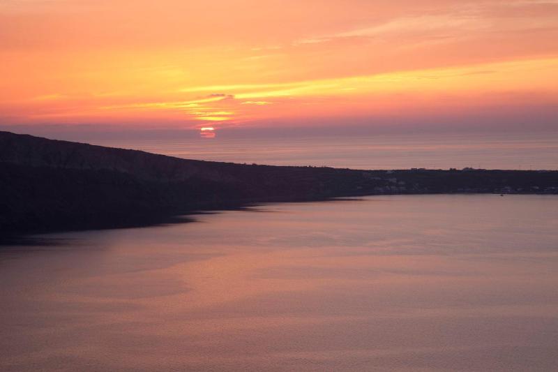 Santorini Paradise Cave Houses - image 18