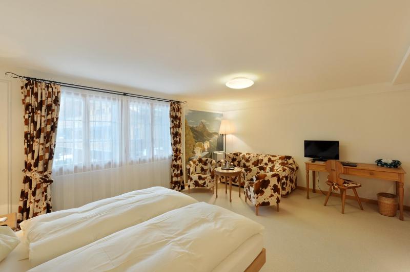Theme Double Room image 4