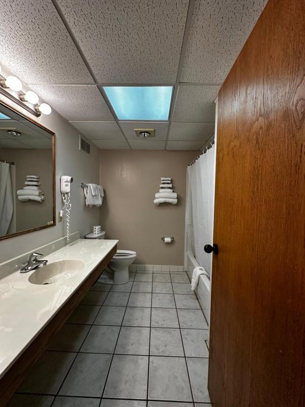 King Room image 4