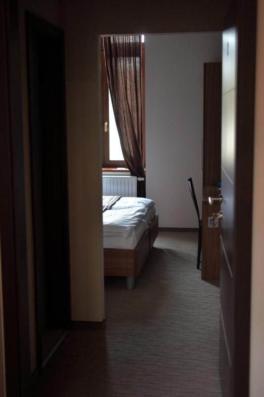 Standard Double or Twin Room image 1
