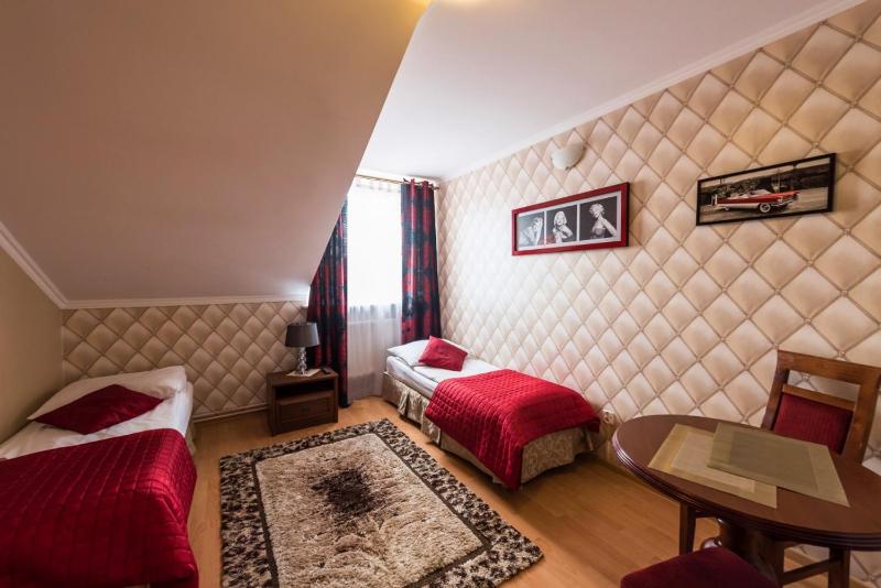 Noclegi Komfort - image 18