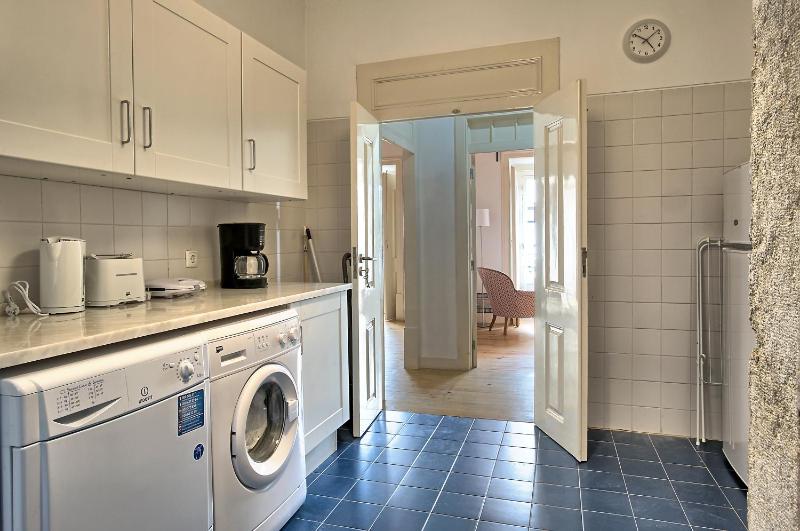 Two-Bedroom Apartment with River View image 4
