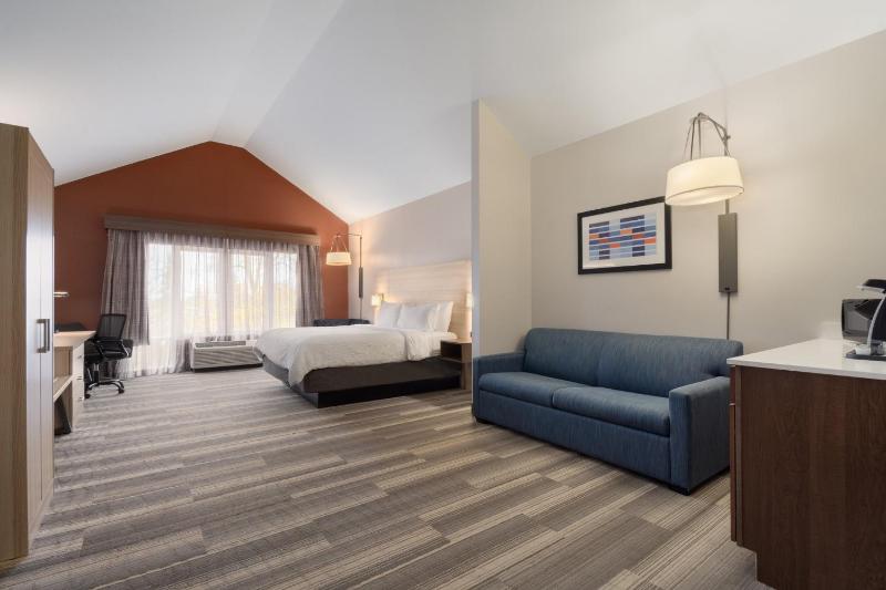 King Suite image 4