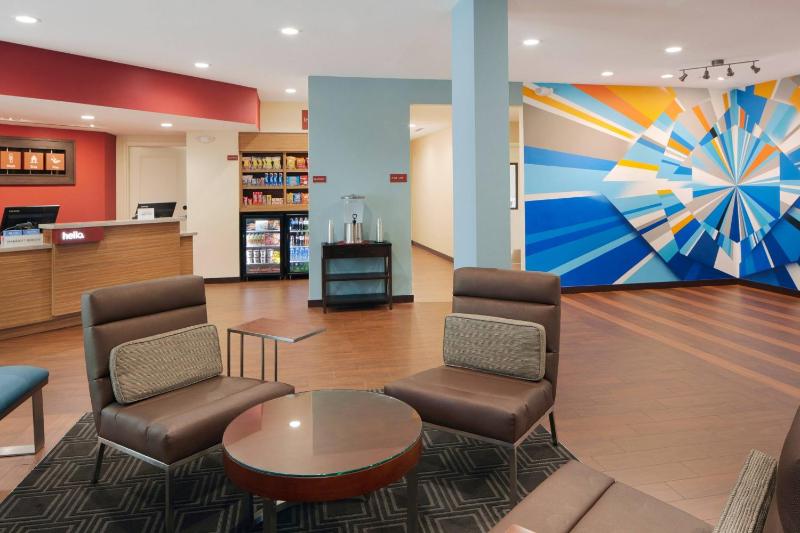 TownePlace Suites by Marriott Tampa South - image 13