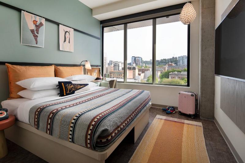 Moxy Portland Downtown - image 15